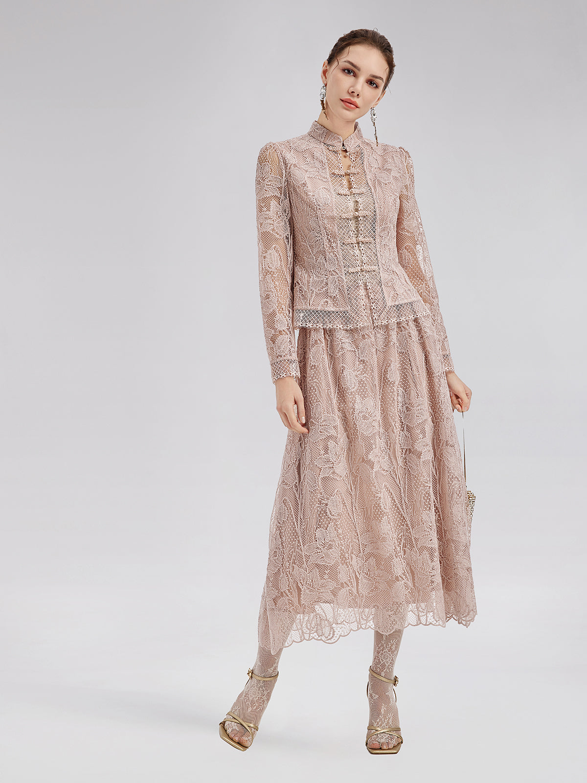 Lace-Collared Floral Embellished Set