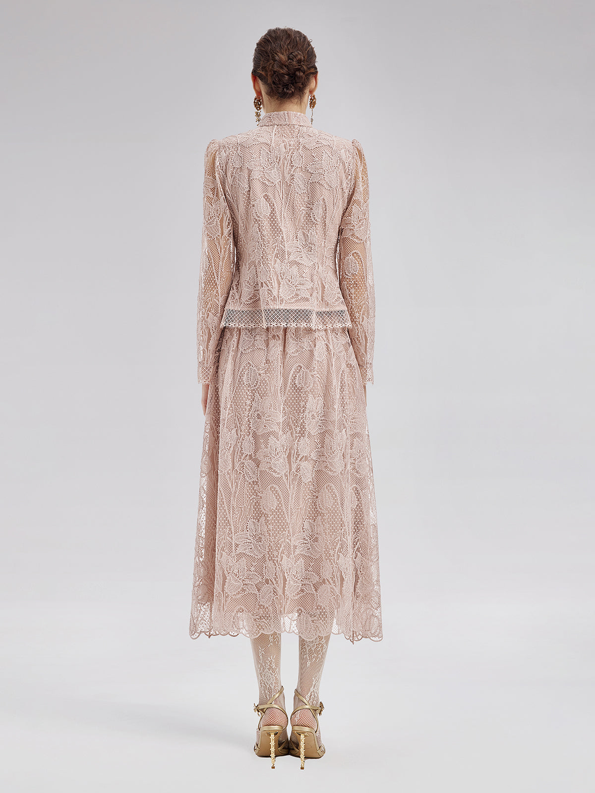 Lace-Collared Floral Embellished Set