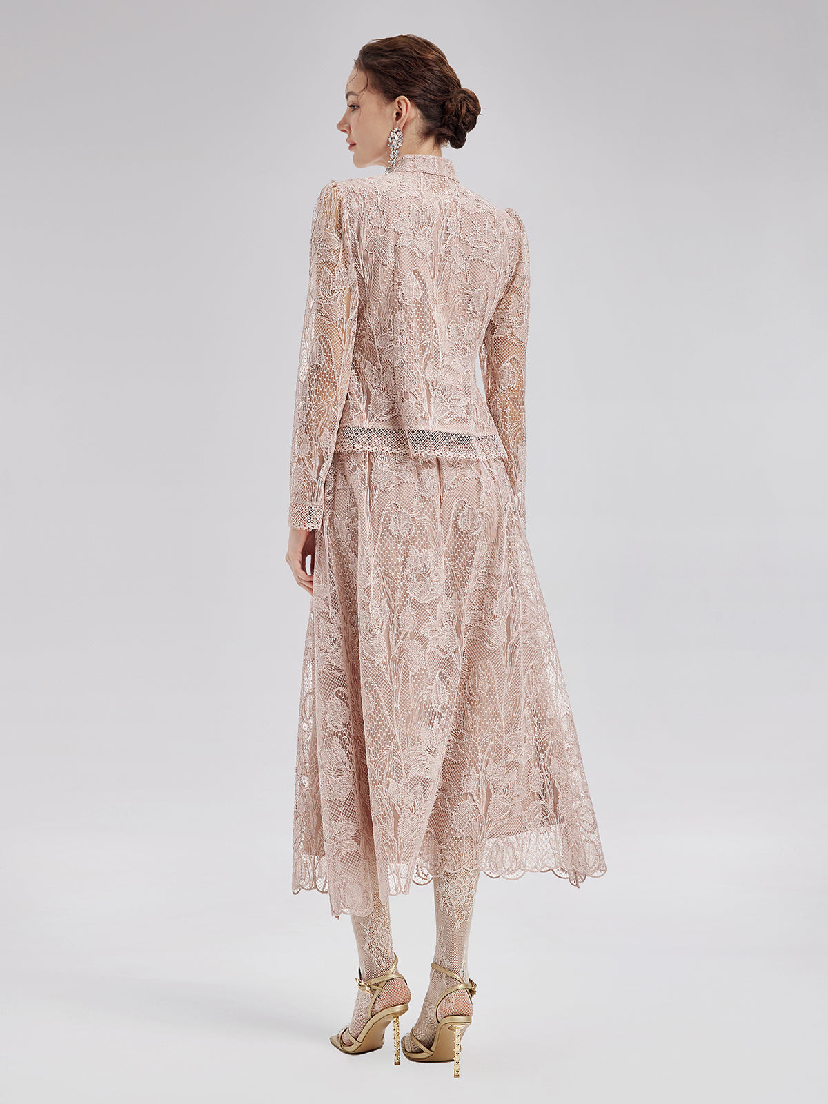 Lace-Collared Floral Embellished Set