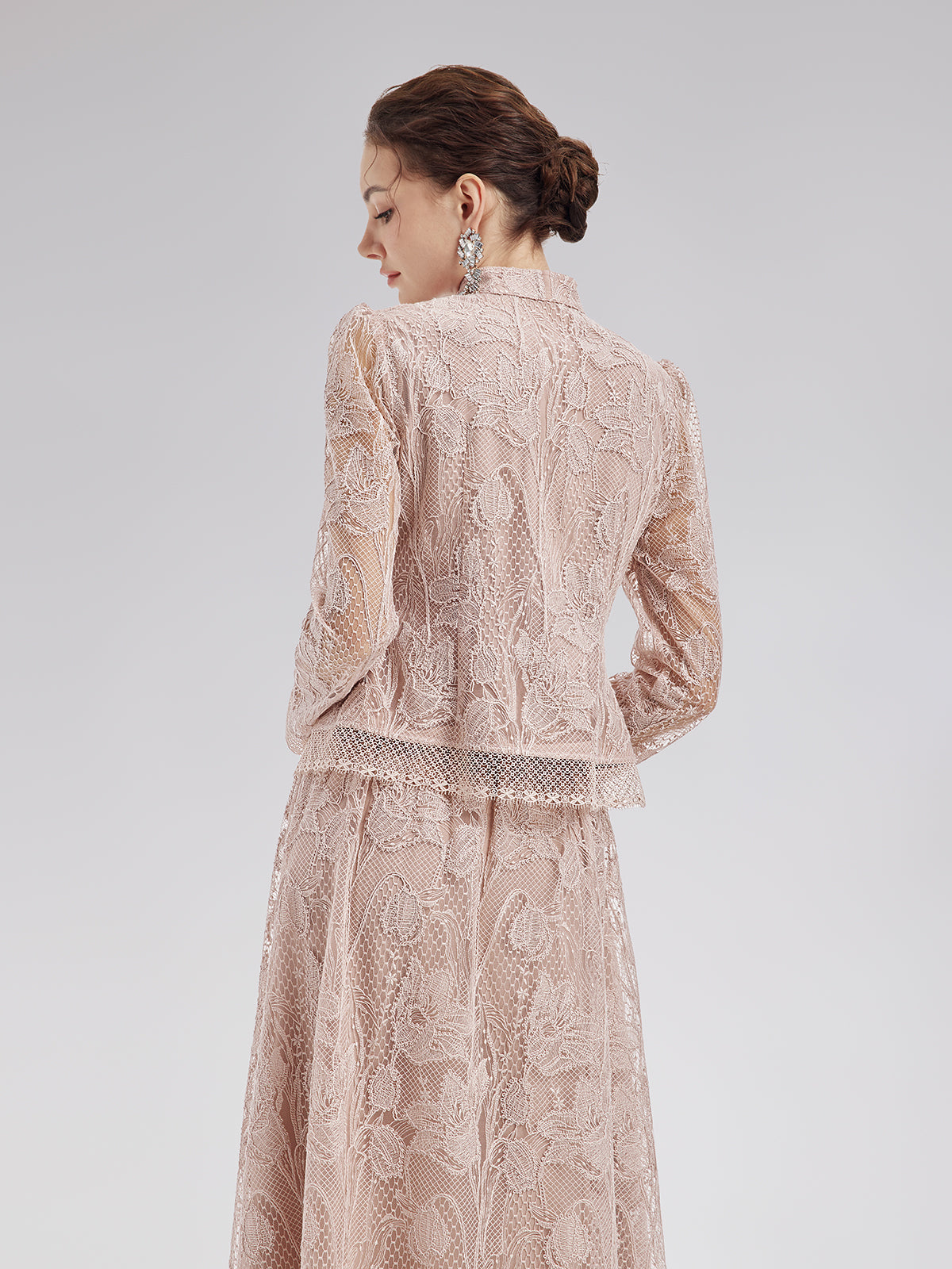 Lace-Collared Floral Embellished Set
