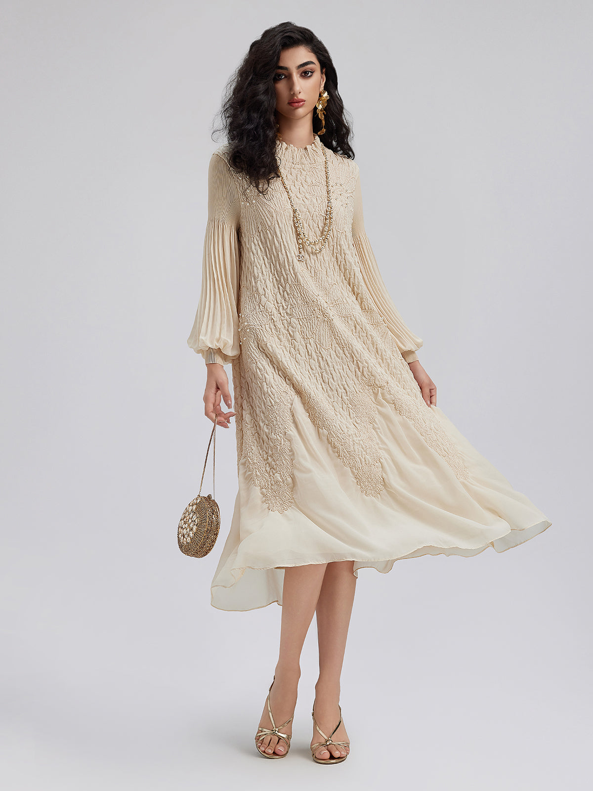 Round Neck Pleated Loose Embroidered Dress