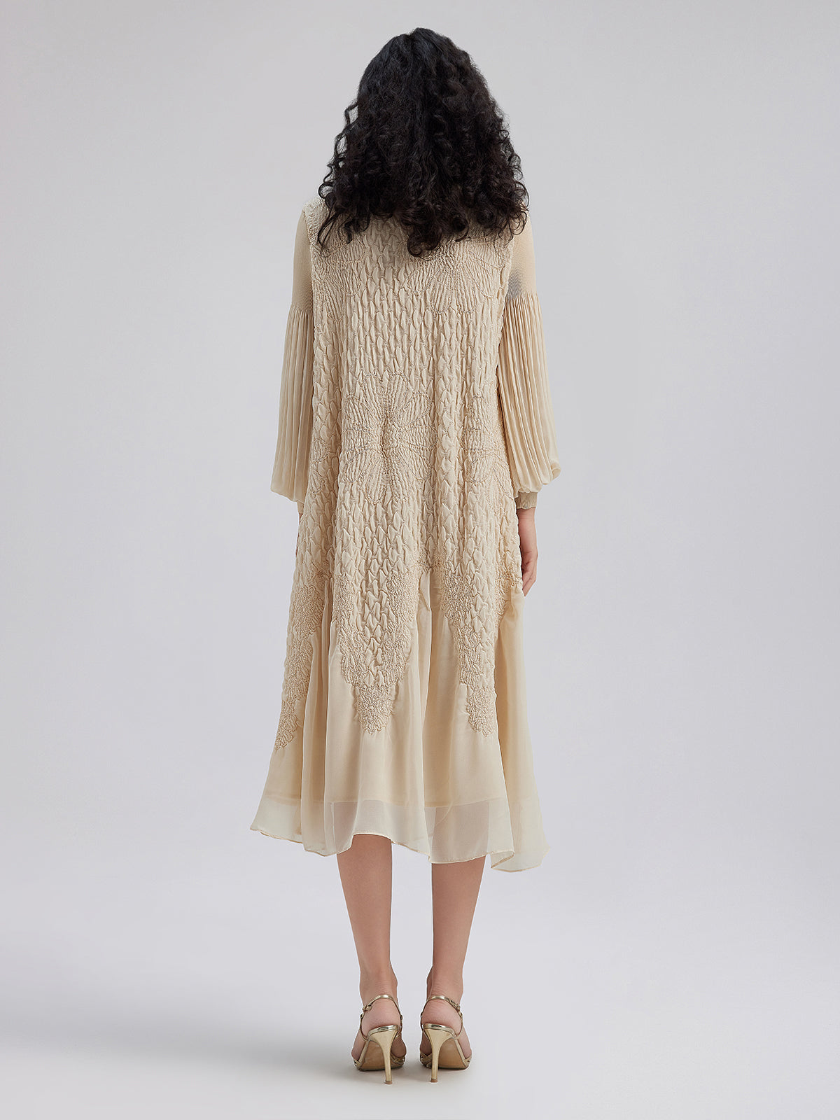 Round Neck Pleated Loose Embroidered Dress