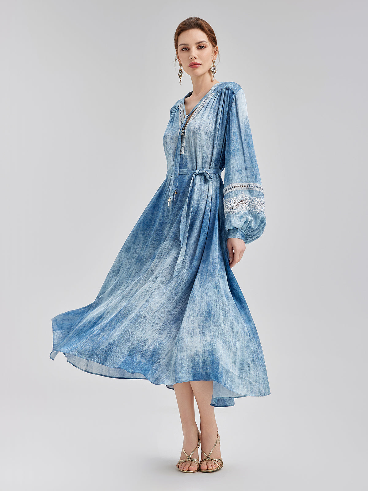 Artistic Gradient Openwork Lace Dress